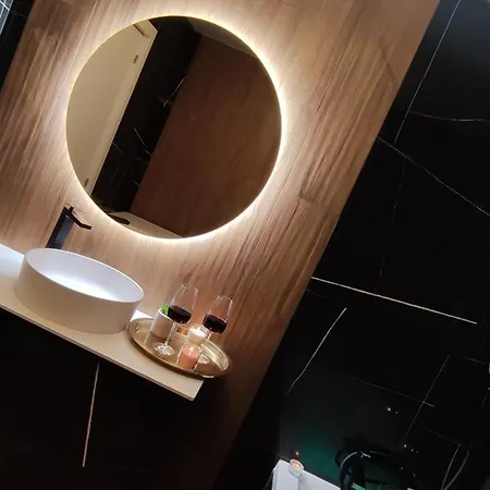 Апартаменты Chill Out Jacuzzi & Sea Views
